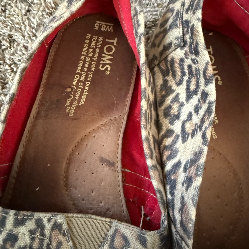 TOMS Wild Patterned Slip-Ons - Picture 3 of 7
